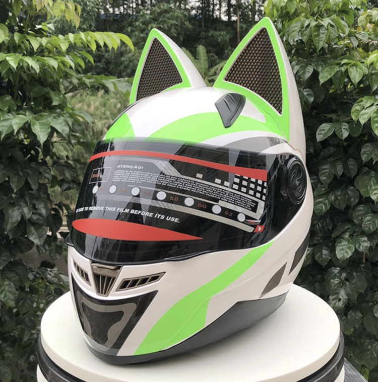 Шлем Nitrinos с ушками