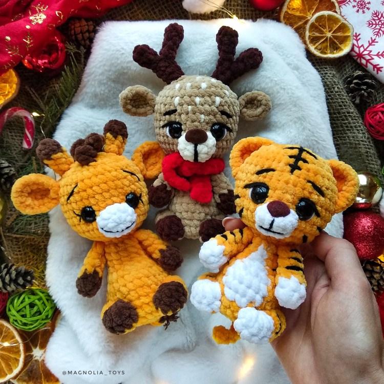 Амурская тигрица с тигрятами