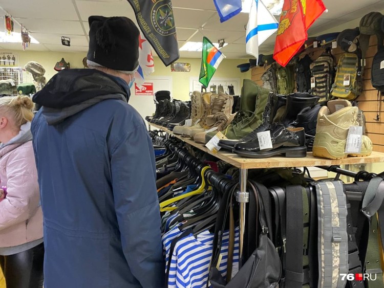 Мемы с котами 2022