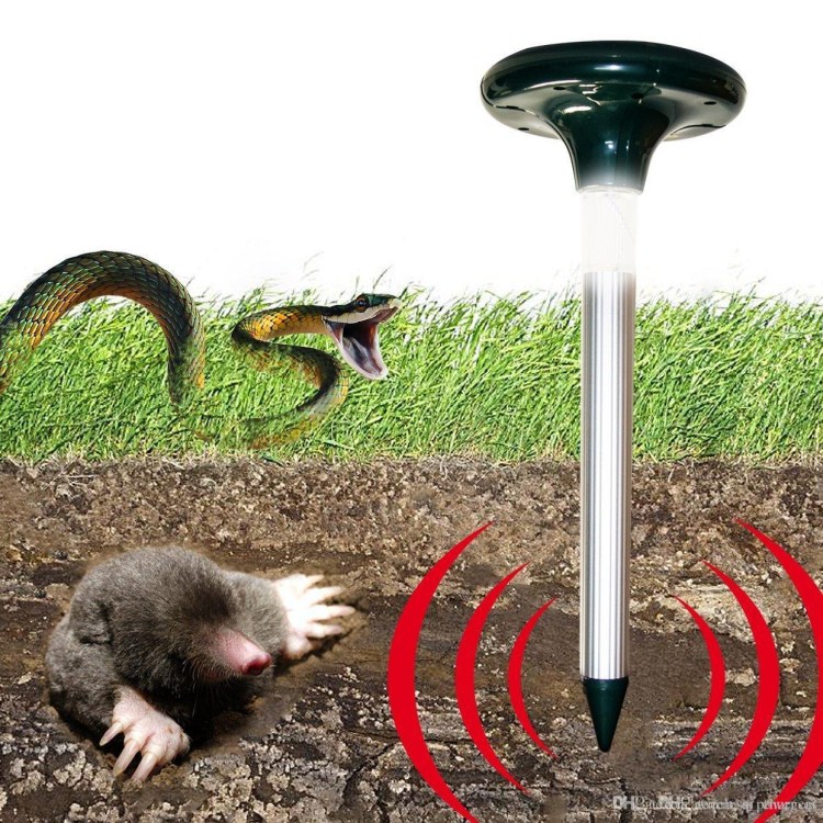 Ultrasonic Pest animal Repeller 131