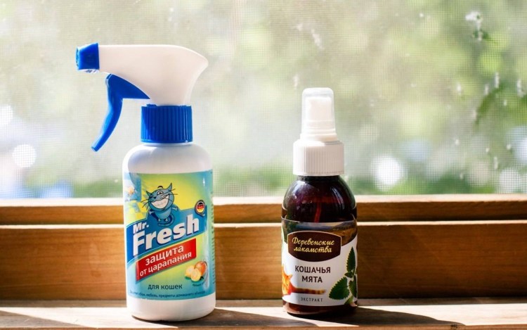 Спрей для отучения кошек драть мебель