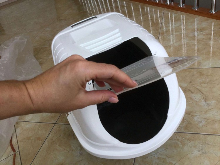 Дверь для кошки