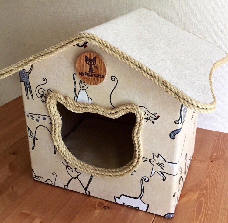 Домик для котов из коробки