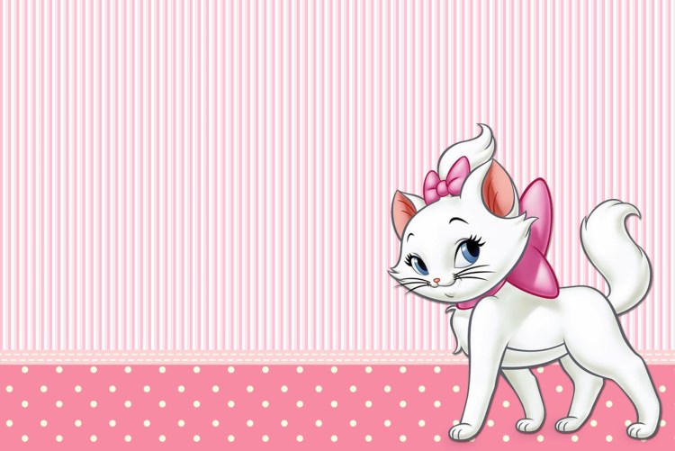 Кошечка Сказочная на белом фоне