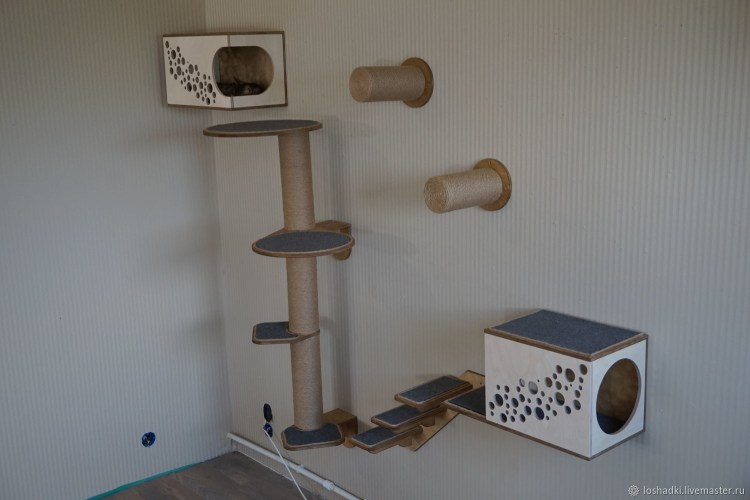 Настенный комплекс для кошек