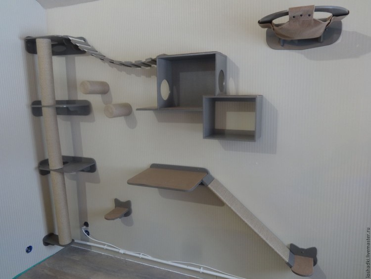 Уголок для кота