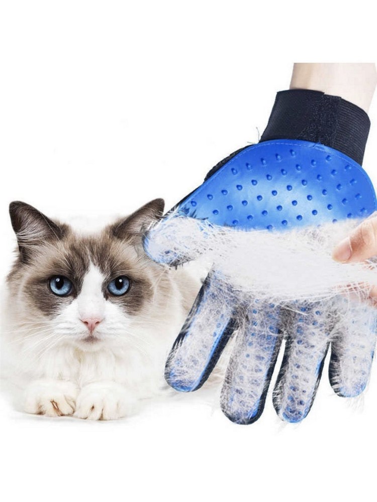 Перчатка для вычесывания шерсти кошек