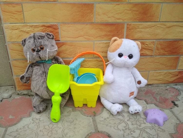 Игрушка кошка Лили и Басик