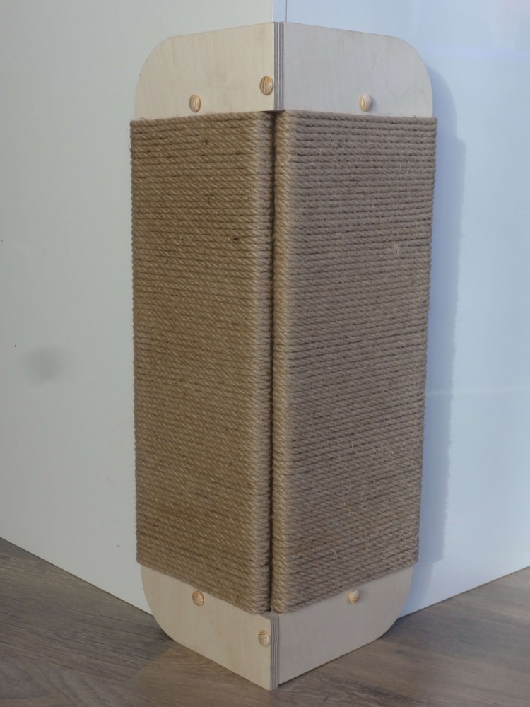 Когтеточка на диван