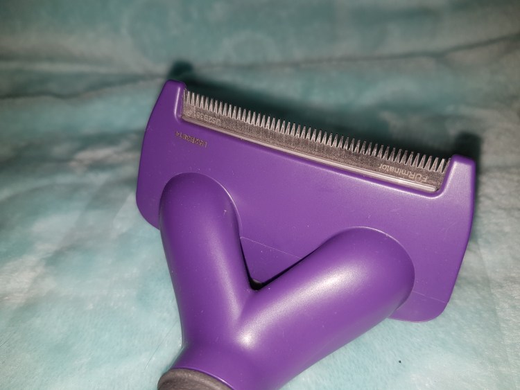 Триммер для вычесывания собак