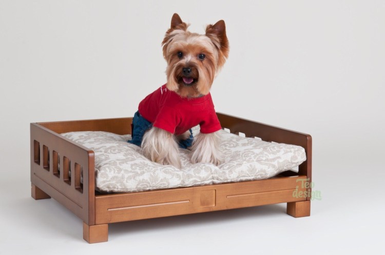 Кровать для собаки из поддонов