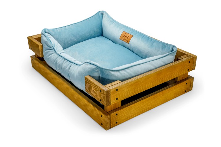 Лежанка для собаки из дерева