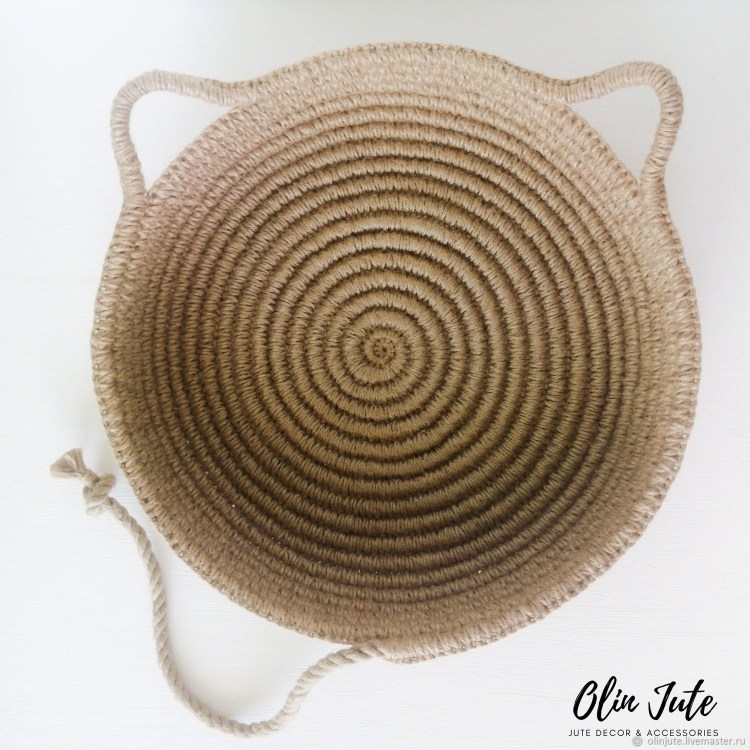 Вязаные кошачьи домики