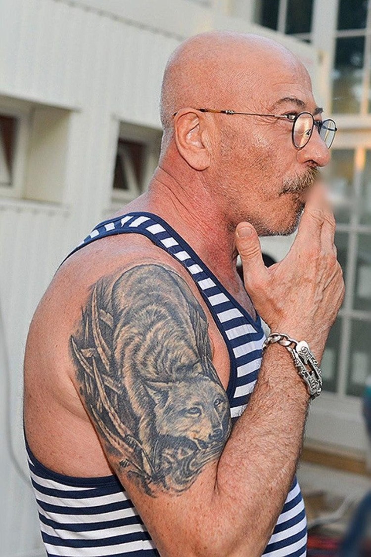 Собака бультерьер