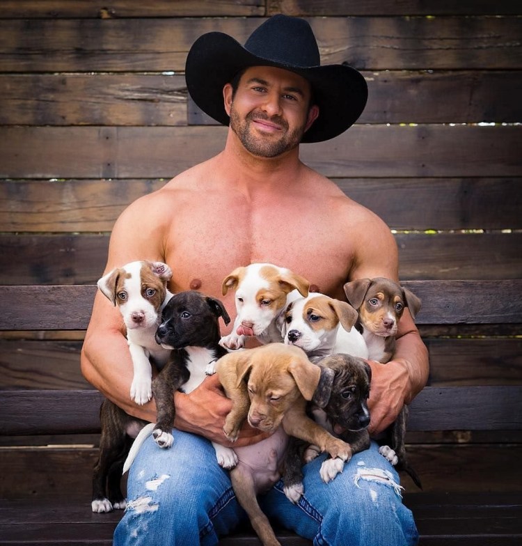 Мужчина с собакой