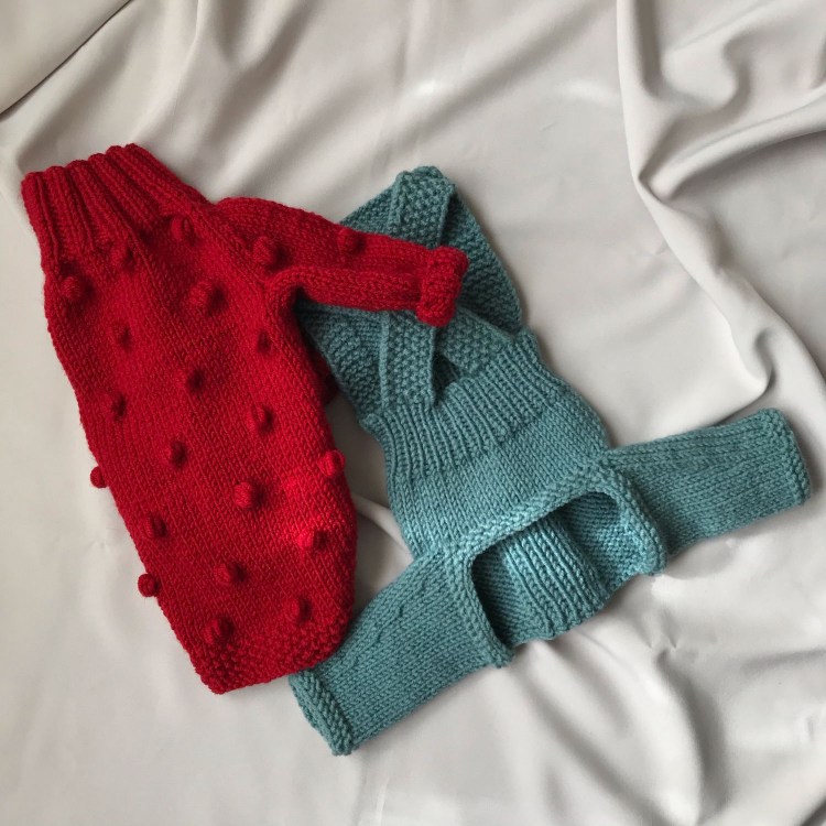 Вязаные штаны для собаки