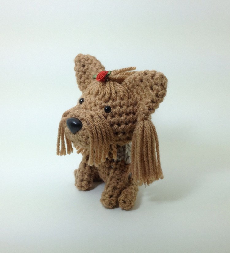 Йоркширский терьер из бисера