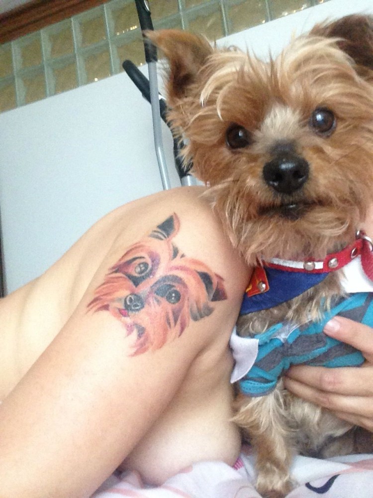 Татуировка Йоркширский терьер
