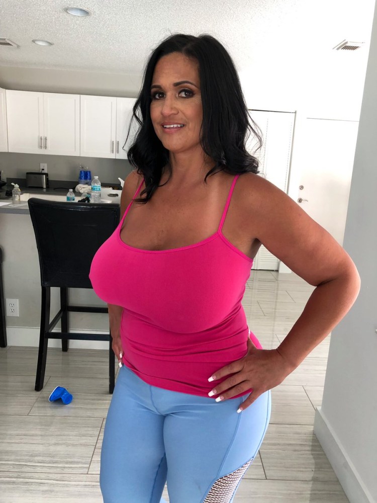 Актрисы бангброс