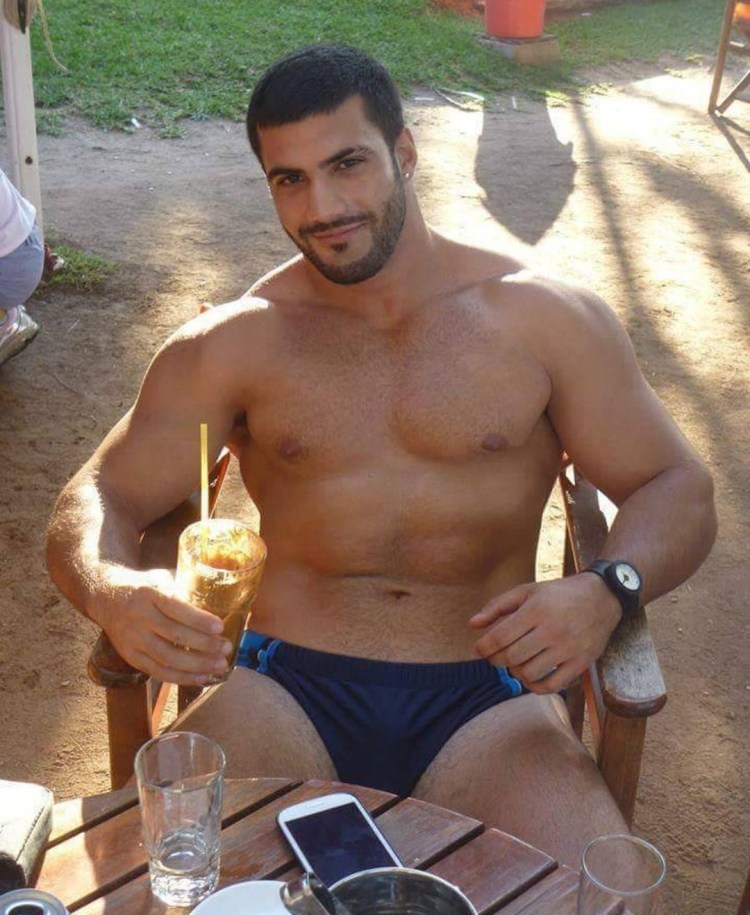 Горячие кавказские парни