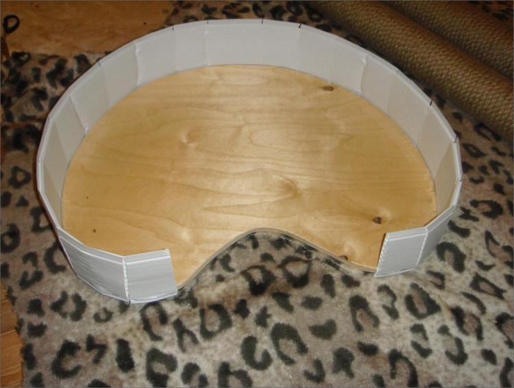 Лежанка для кота из фанеры