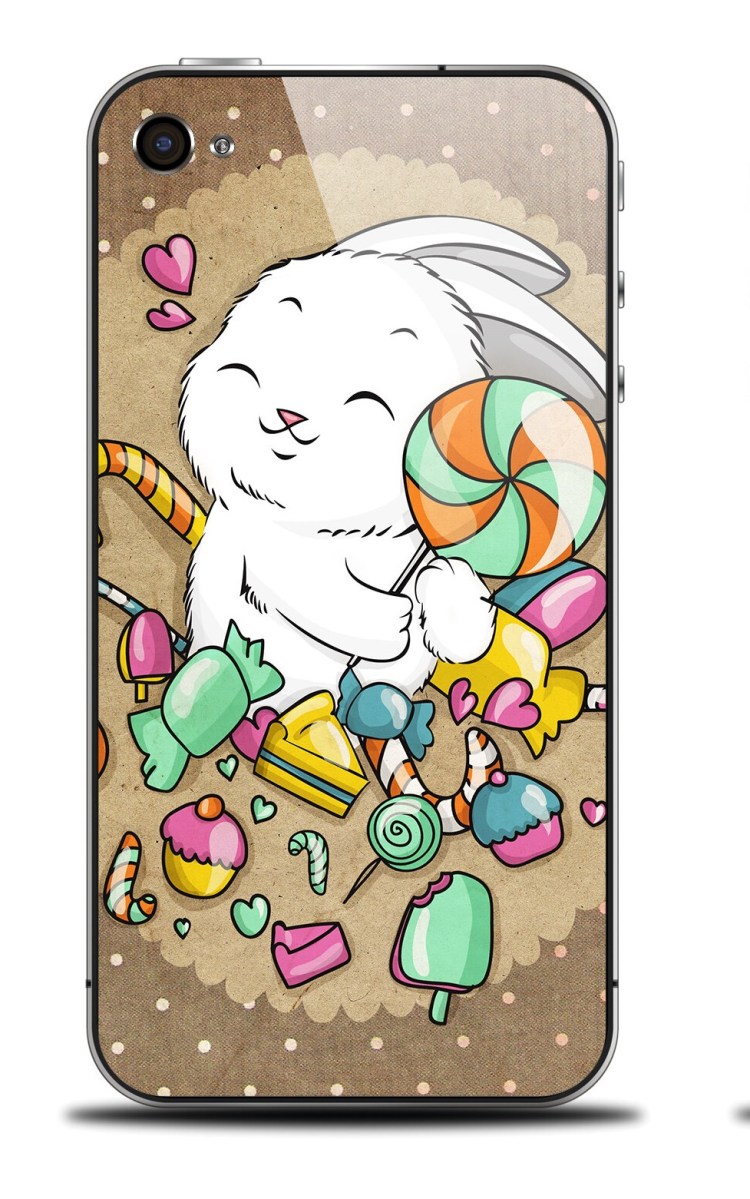 Кот и вкусняшка