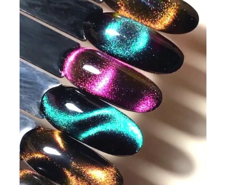 Изумрудный кошачий глаз гель лак