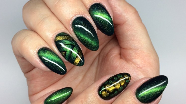 Желтые глаза