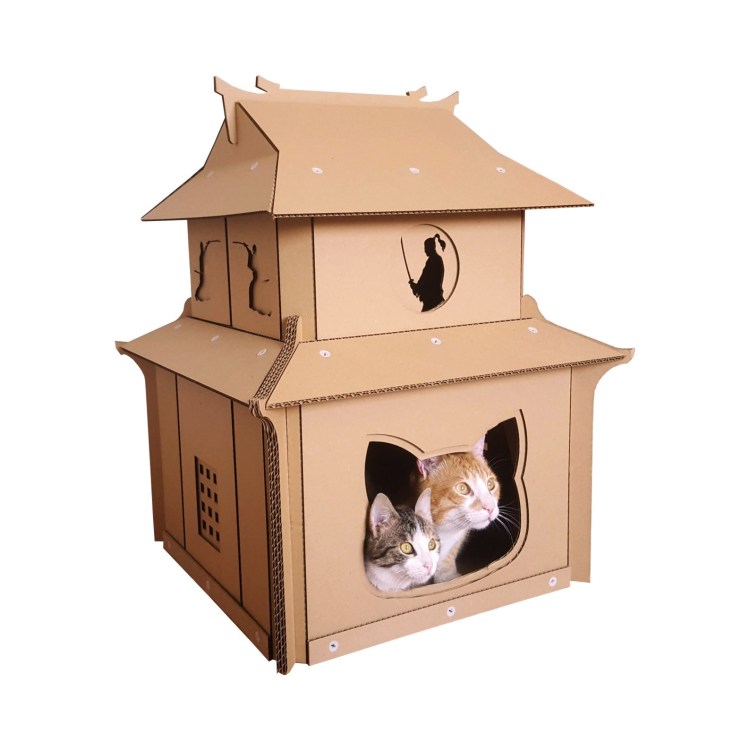 Деревянный домик для кошки