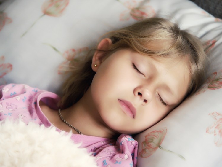 Дочь спит