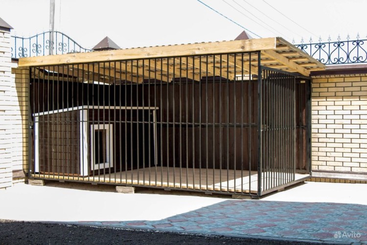 Вольер для собаки американская Акита