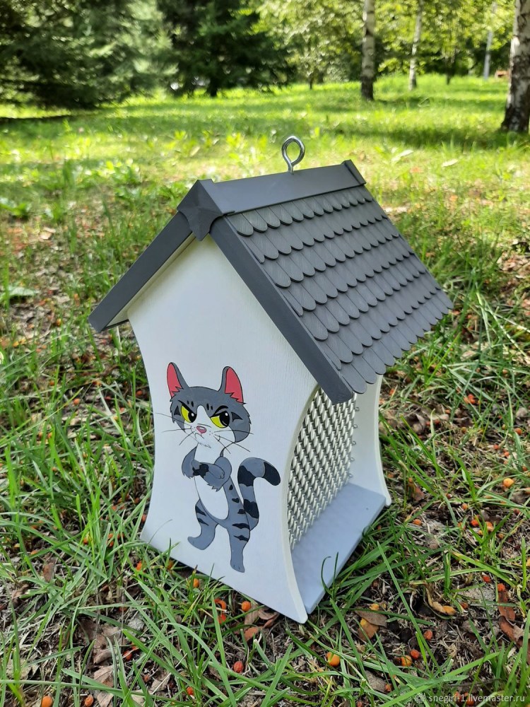 Механическая кормушка для собак