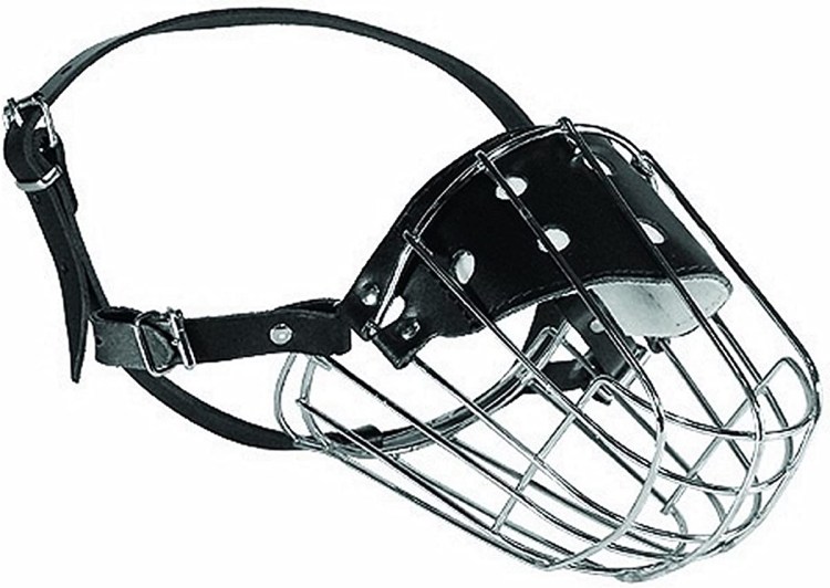 Железные намордники для крупных собак