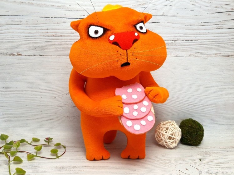 Плюшевая игрушка кот