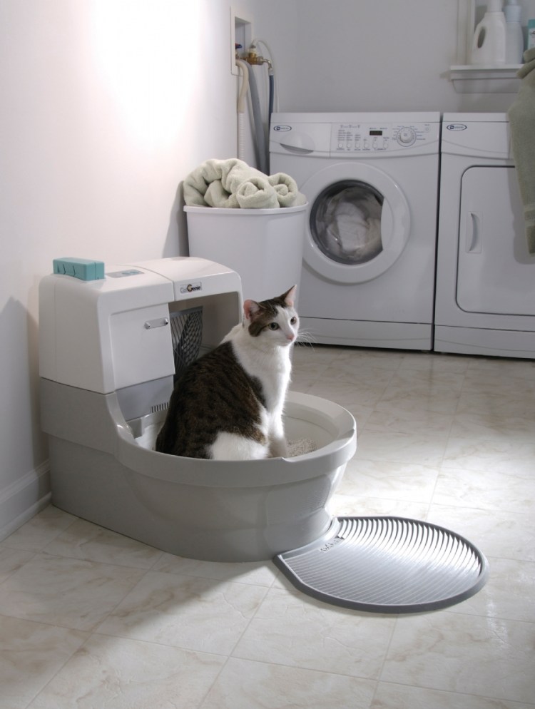 Самоубирающийся туалет для кошек