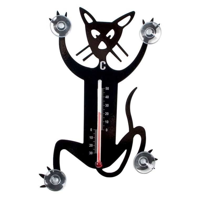 Больная в постели с градусником