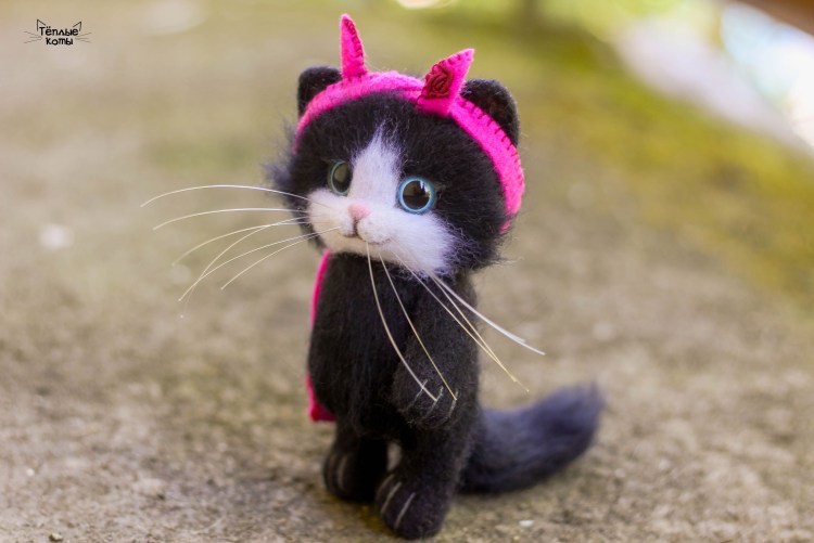 Кот-хипстер Гамильтон