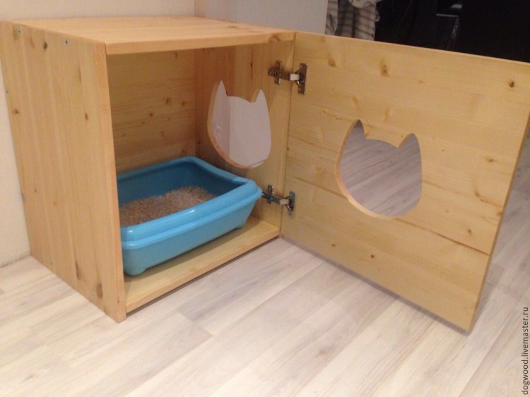 Домик для кошки из чемодана