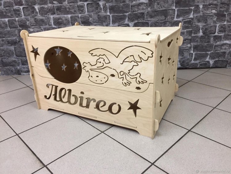 Коробка для кошки с котятами