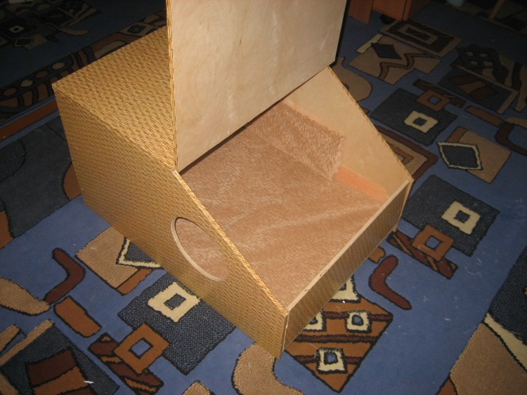 Родильный домик для кошки своими руками из коробки