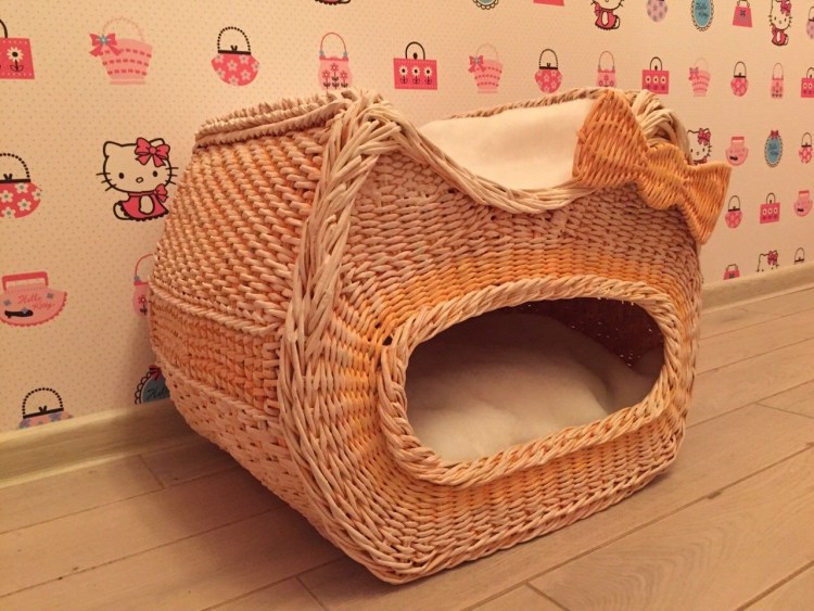 Домик для кошки из тазика