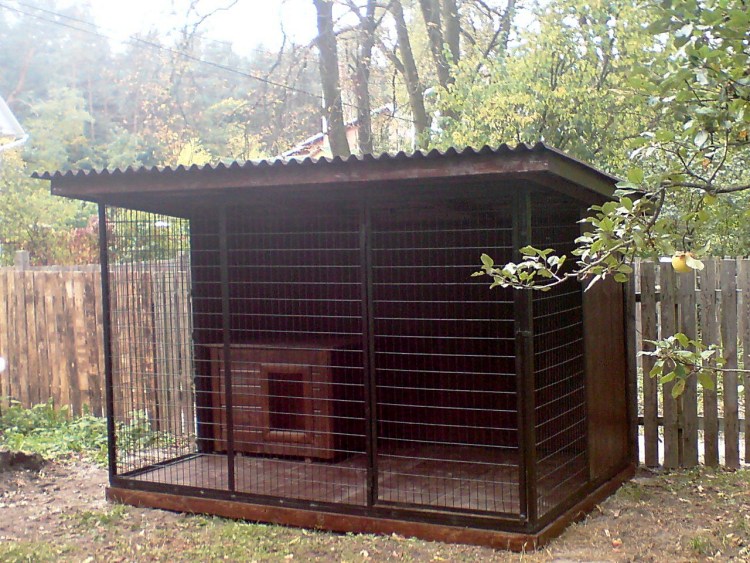 Вольер для овчарки 2х3