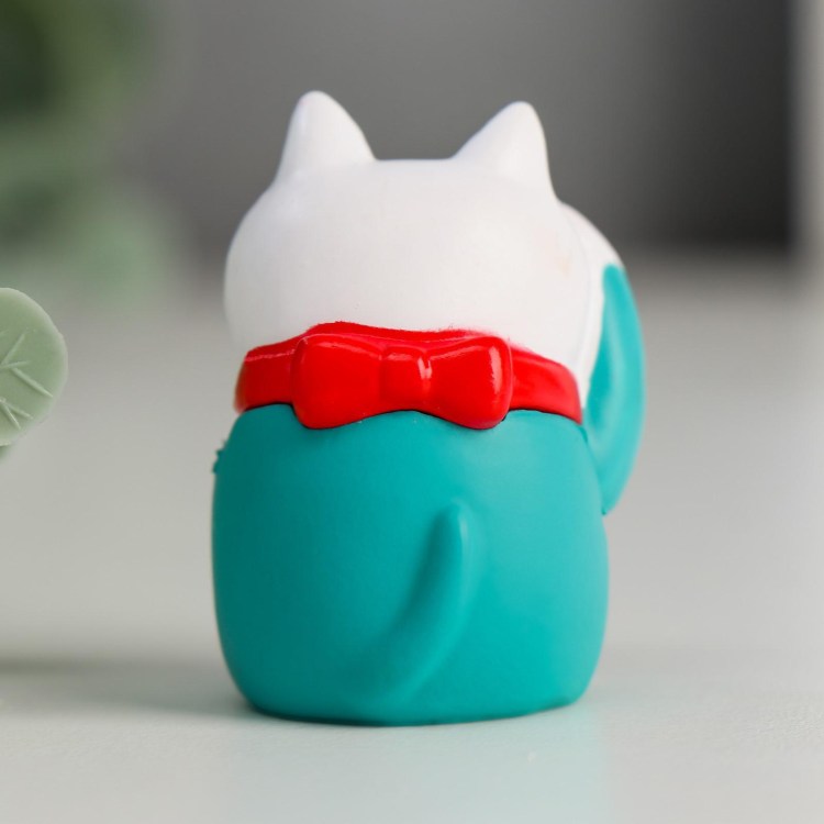 Сувениры из пластика