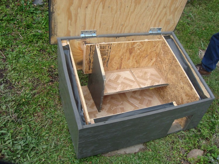 Уличный домик для кошки