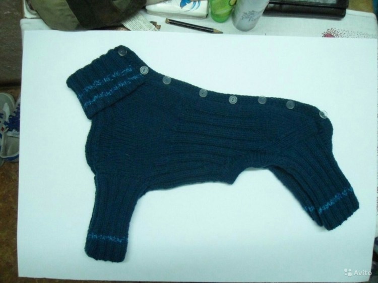 Вязаный комбинезон для пуделя